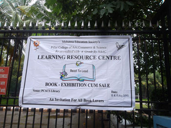 Book-Exhibition (1)