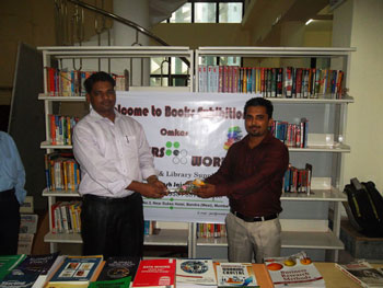 Book-Exhibition (13)