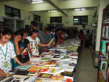 Book-Exhibition (18)